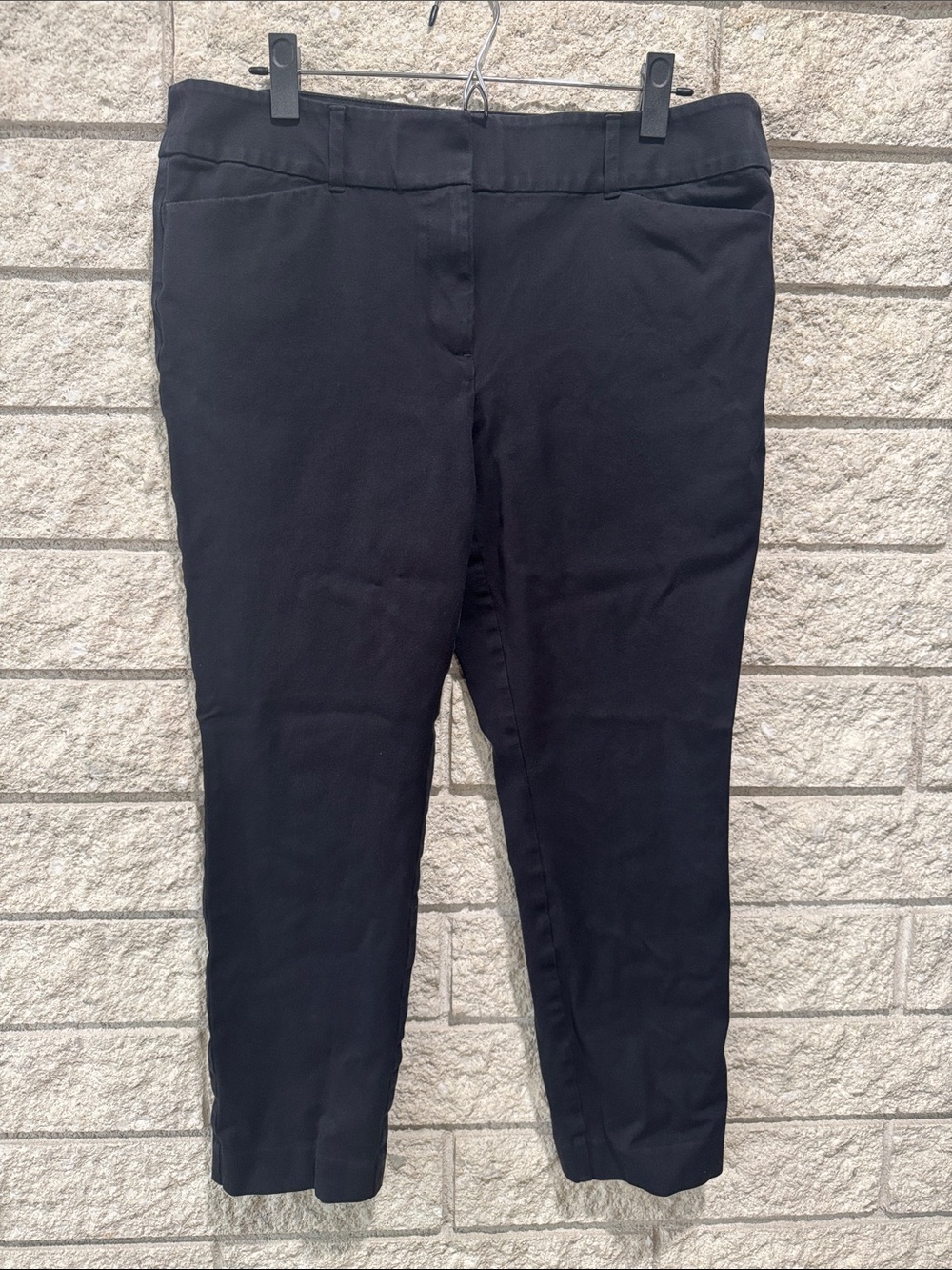 LOFT Sutton Skinny Ankle cropped pants